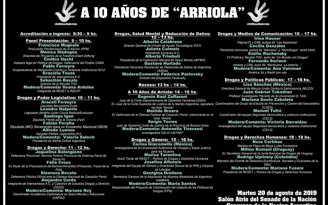 #A10AñosDeArriola